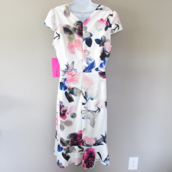 *SOLD* Betsey Johnson Dress Floral Print Cap - Picture 4 of 8
